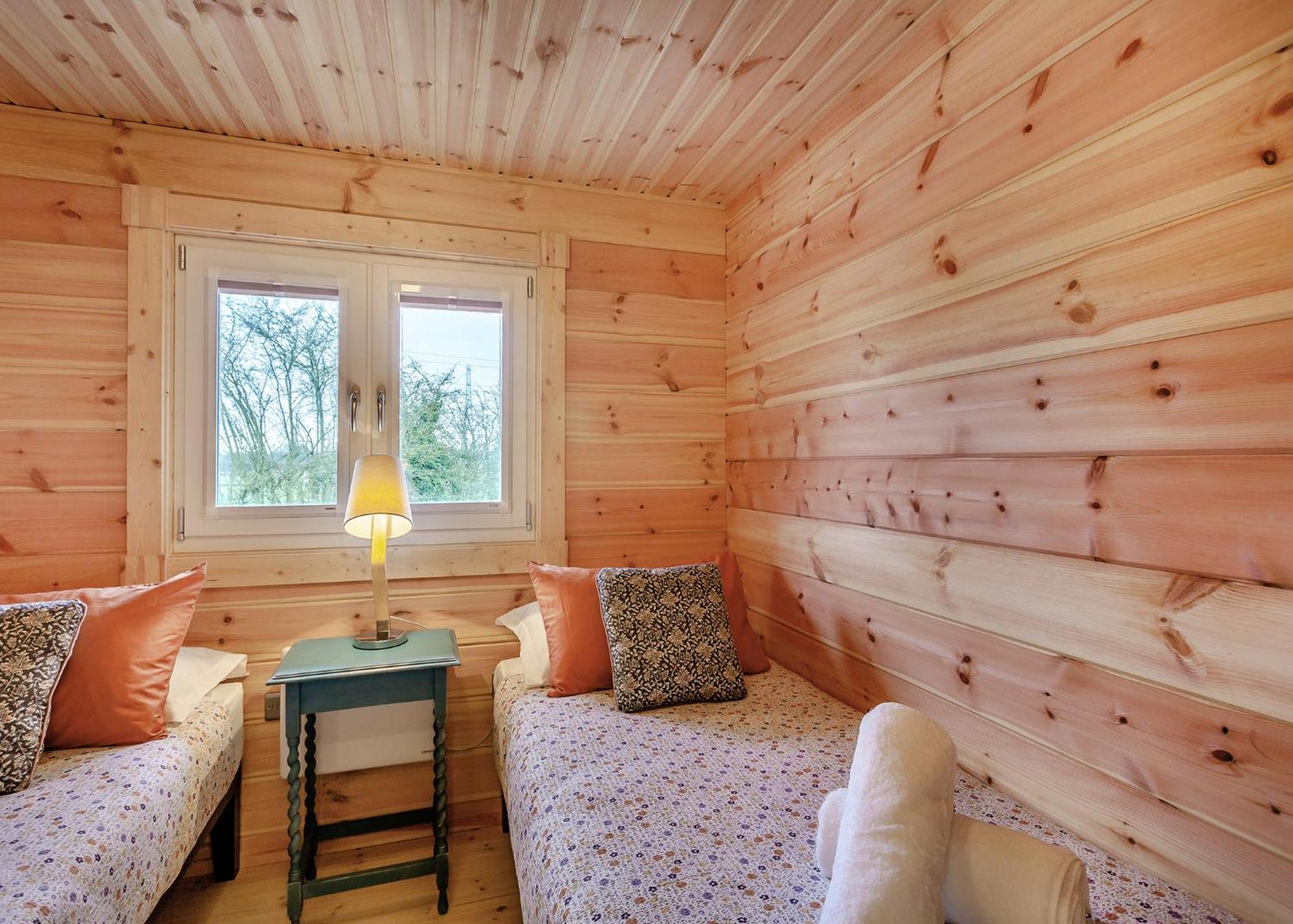 Holly Tree Lodges — Photos 1